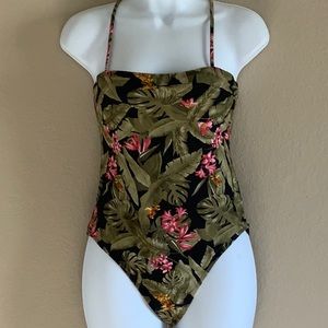FOREVER 21 - Hawaiian print one-piece swimsuit M